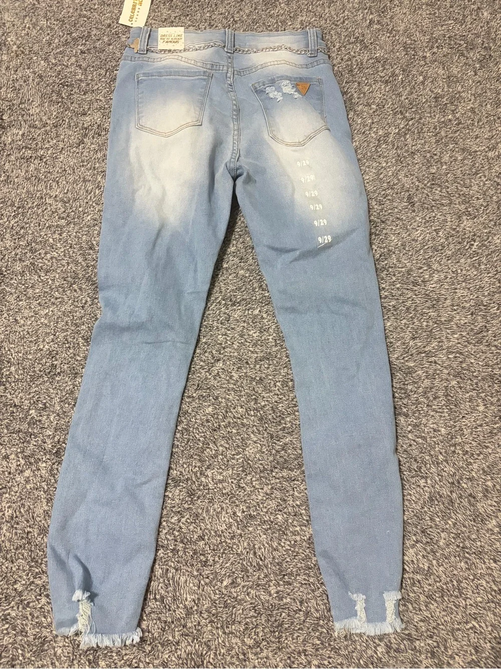 Celebrity Ace High Rise Skinny Ankle Jeans Size 9/29 Distressed Butterfly Chain